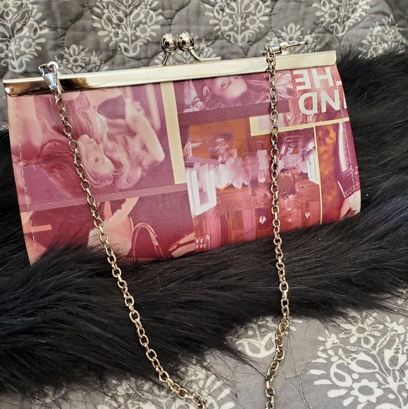 Clutch - Picture 2 of 3